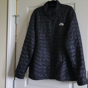 Northface Thermoball Puffer Coat